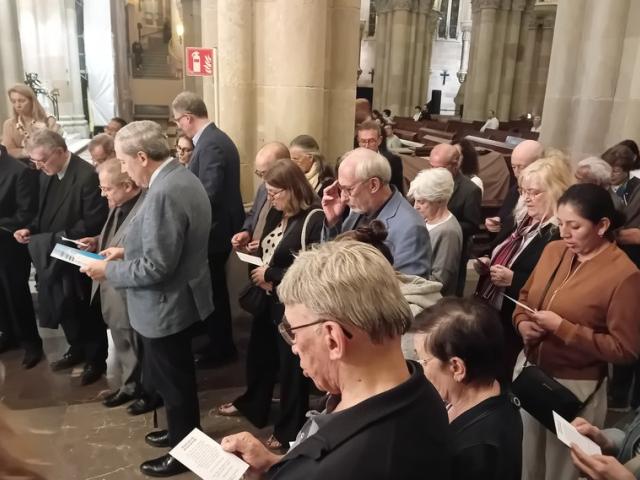 Suscitar la fraternitat i fer créixer la comunió